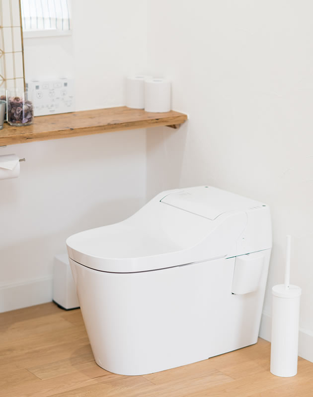 TOILET トイレ